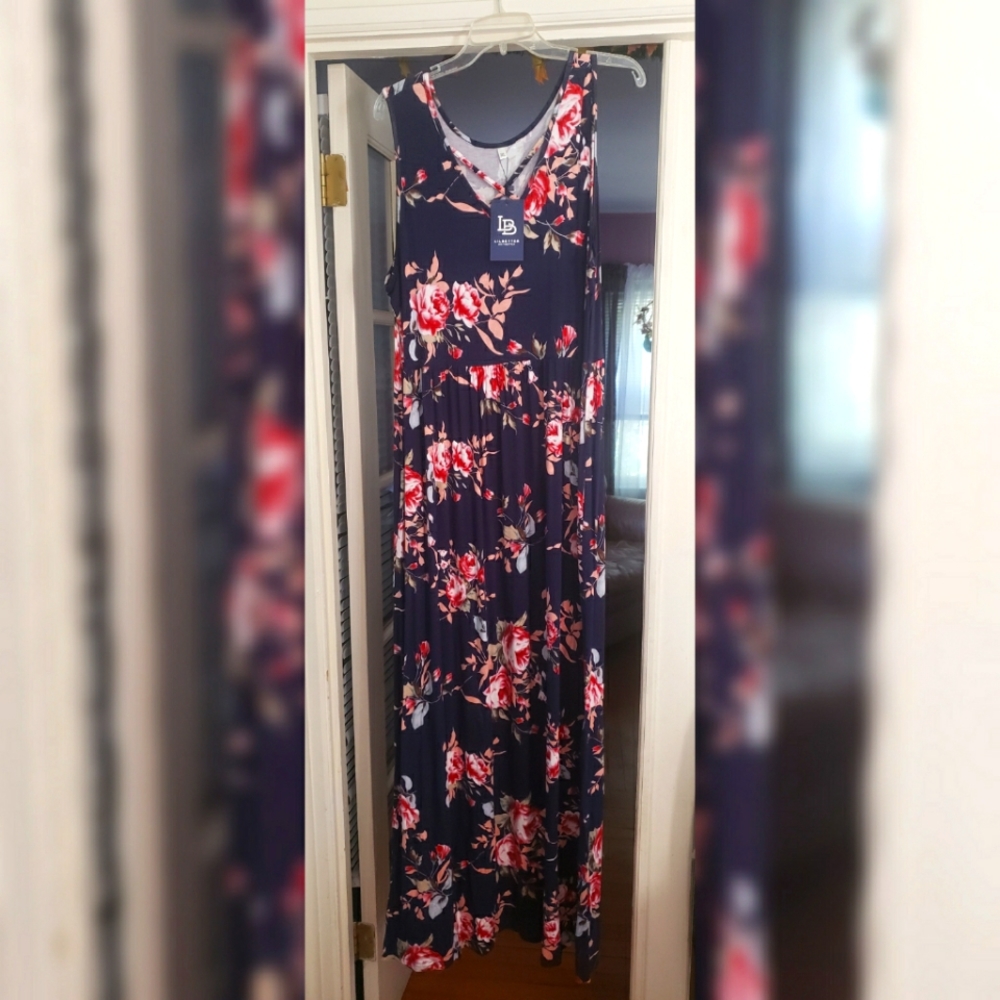 Floral Maxi dress🌸